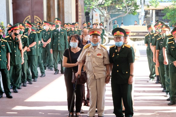 Lễ truy điệu và an táng Anh hùng Lực lượng vũ trang Kostas Sarantidis - Nguyễn Văn Lập tại TP Đà Nẵng ảnh 3