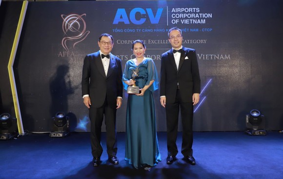 ACV nhận giải thưởng