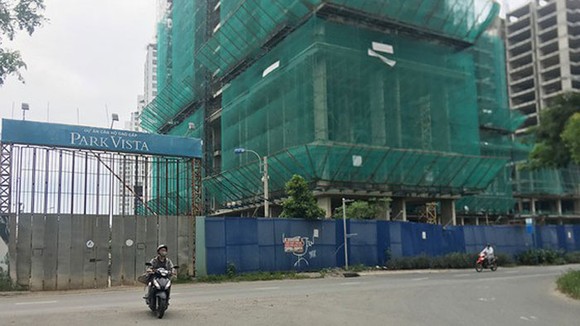 Chủ đầu tư dự án phá sản: Quyền lợi khách hàng có được đảm bảo? ảnh 1