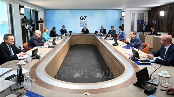 Các nhà lãnh đạo G7 tại Hội nghị thưởng đỉnh ở Carbis Bay, Cornwall, Anh, ngày 11-6. Ảnh: AFP/TTXVN