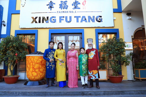 NSND Kim Xuân: Tôi trân quý nét đẹp tết truyền thống ảnh 5
