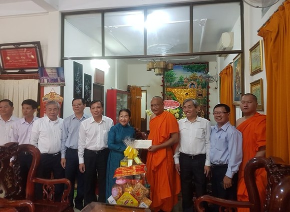 Tăng cường khối đại đoàn kết toàn dân tộc, gắn bó mật thiết giữa đạo và đời ảnh 1