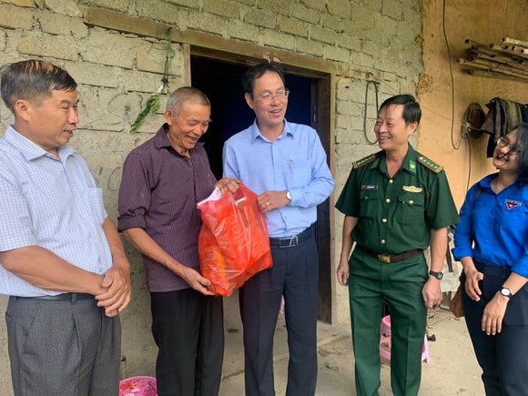 Hỗ trợ tỉnh Hà Giang 1,1 tỷ đồng khắc phục thiên tai và chăm lo người dân biên giới ảnh 1