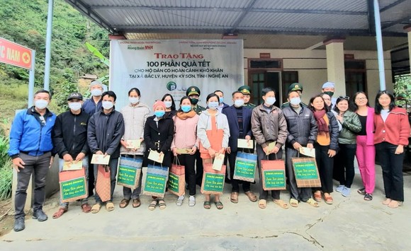 Nhiều hoạt động nghĩa tình biên giới tại tỉnh Nghệ An ảnh 2