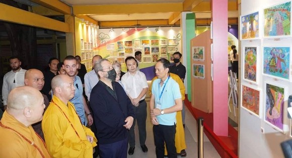 Cựu Thủ tướng Israel Ehud Barak thăm Chùa Vĩnh Nghiêm ảnh 2