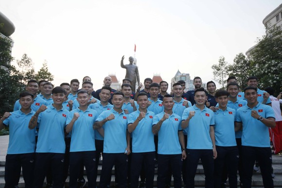 Đoàn thể thao Việt Nam khu vực phía Nam họp mặt tham dự SEA Games 31 ảnh 7