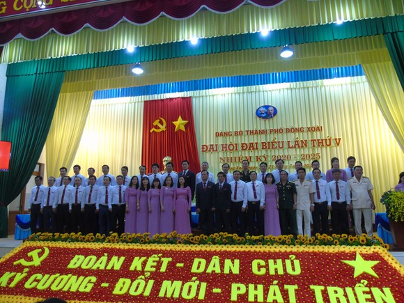 Đồng chí Tôn Ngọc Hạnh tái đắc cử Bí thư Thành ủy Đồng Xoài ảnh 2