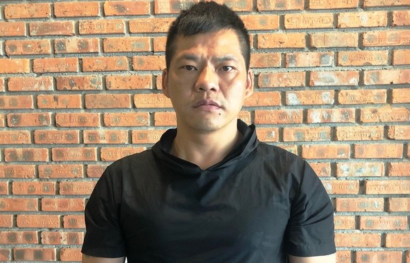 Đà Nẵng: Tạm giữ một người Trung Quốc trốn lệnh truy nã  ảnh 1