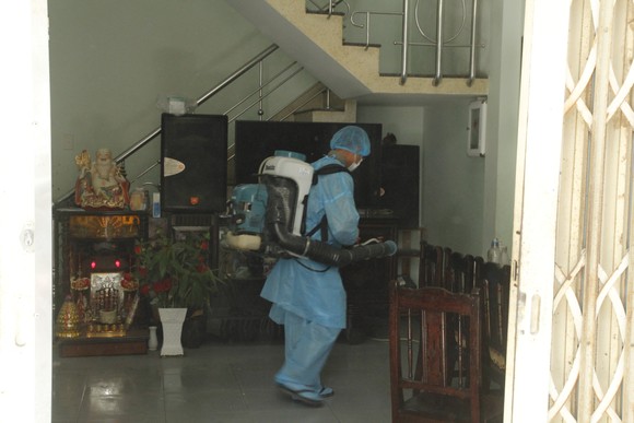 Đà Nẵng thông tin lịch trình di chuyển của bệnh nhân 418 mắc Covid-19 ảnh 1
