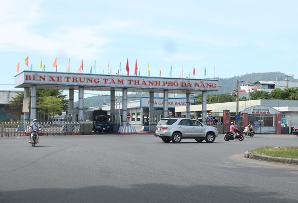 Sân ga, bến xe Đà Nẵng vắng khách ngày đầu khôi phục hoạt động ảnh 6
