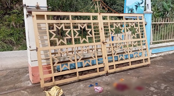 Cổng trường sập, một học sinh trường mẫu giáo tử vong ảnh 1