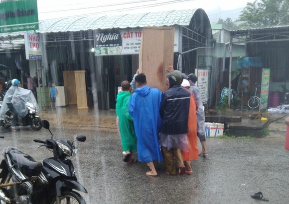Quảng Nam: Sạt lở làm hư hỏng nhiều nhà dân tại huyện Nam Trà My ảnh 2