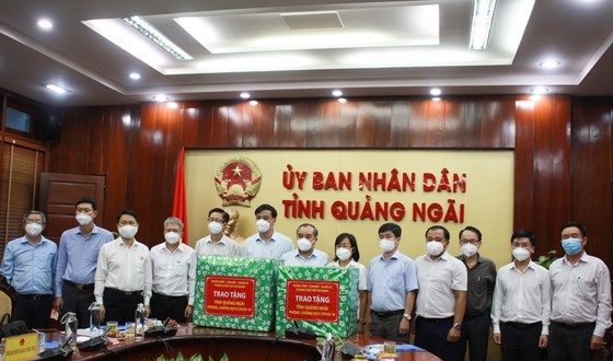 TPHCM cảm ơn sự hỗ trợ nghĩa tình của tỉnh Quảng Nam, Quảng Ngãi để thành phố vượt qua dịch Covid-19 ảnh 3