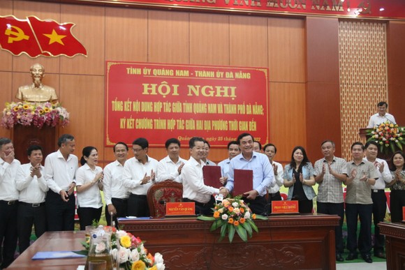 Quảng Nam và Đà Nẵng tổ chức ký kết chương trình hợp tác giữa 2 địa phương ảnh 2