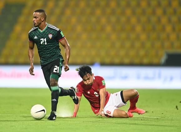 UAE bám đuổi đội tuyển Việt Nam đến lượt trận cuối ảnh 1