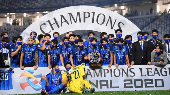21g00, ngày 26-6, Viettel FC - Ulsan Hyundai: Vua nhỏ và vua lớn ảnh 1