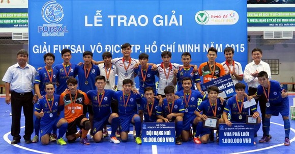 HLV Phạm Minh Giang - Từ ‘thợ học việc’ đến kỷ lục gia của futsal Việt ảnh 1