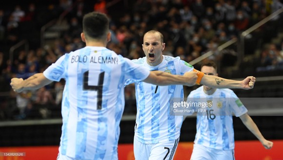 Bán kết Futsal World Cup 2021: Brazil có trả giúp sân lớn ‘món nợ’ trước Argentina? ảnh 2