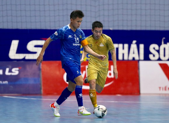 Sahako đánh rơi cơ hội vượt mặt Thái Sơn Nam ảnh 1