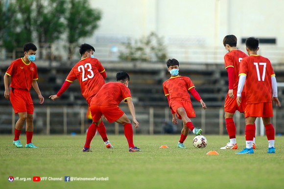 13 cầu thủ Việt Nam dự trận bán kết U23 Đông Nam Á 2022 ảnh 1