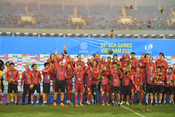 Nhâm Mạnh Dũng: ‘Bàn thắng vào lưới U23 Thái Lan là quý giá nhất sự nghiệp’ ảnh 1