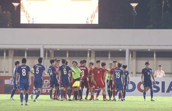 Việt Nam ‘nắm tay’ Thái Lan vào bán kết Giải U19 Đông Nam Á 2022 ảnh 1