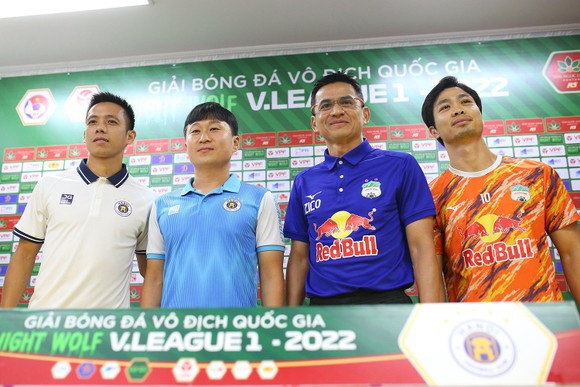 HLV Kiatisuk: “Công Phượng sẽ là đội trưởng của HAGL khi đấu Hà Nội FC” ảnh 1