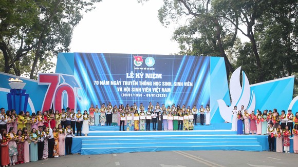 Học sinh, sinh viên TPHCM luôn nuôi dưỡng đam mê, khát vọng ảnh 12