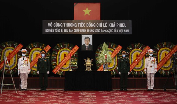 Tình cảm từ những miền quê tiễn biệt đồng chí Lê Khả Phiêu ảnh 1