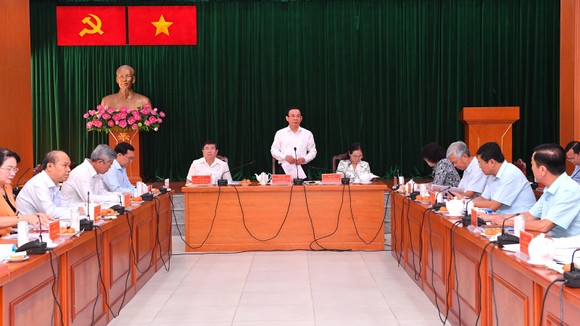 Bí thư Thành ủy TPHCM Nguyễn Văn Nên: 'Giải quyết công việc trôi chảy phục vụ người dân' ảnh 1
