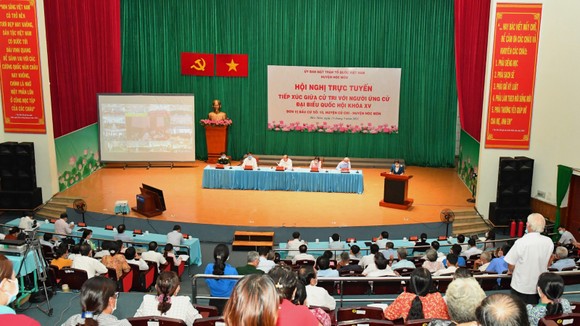 Chủ tịch nước Nguyễn Xuân Phúc: Sớm có tuyến cao tốc xuyên biên giới, giúp huyện Hóc Môn và Củ Chi đột phá phát triển ảnh 1