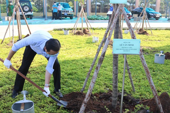 TPHCM tổ chức lễ phát động Tết trồng cây đời đời nhớ ơn Bác Hồ năm 2021 ảnh 2