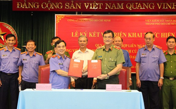 Viện KSND TPHCM và Công an TPHCM phối hợp về bắt, tạm giữ, phân loại xử lý vụ việc ảnh 1