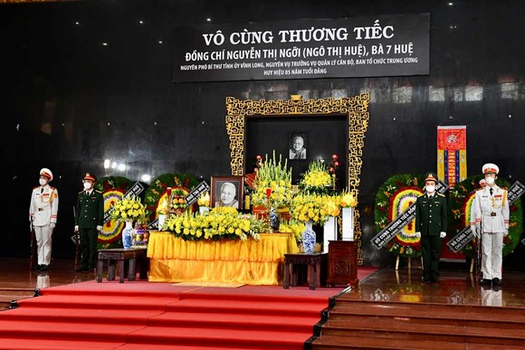 Lễ viếng đồng chí Ngô Thị Huệ - phu nhân cố Tổng Bí thư Nguyễn Văn Linh ảnh 1