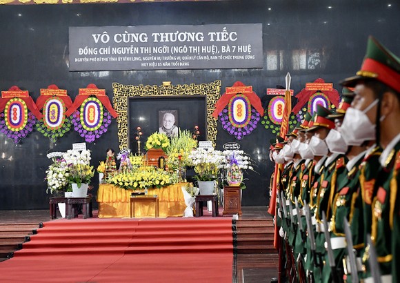 Tiễn đưa dì Bảy Huệ về nơi an nghỉ cuối cùng ảnh 1