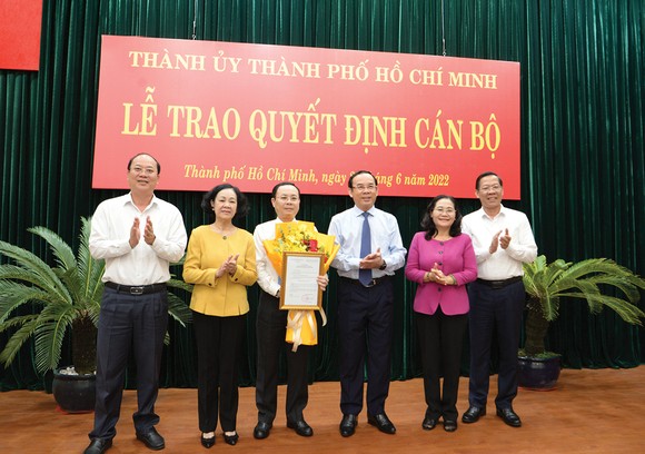 Đồng chí Nguyễn Văn Hiếu giữ chức Phó Bí thư Thành ủy TPHCM ảnh 2