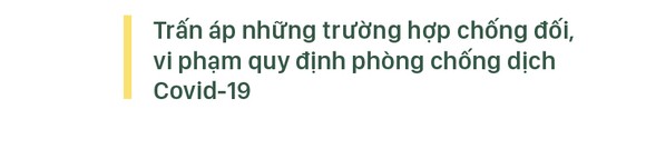 Lực lượng công an - Lá chắn vững vàng trên tuyến đầu chống dịch ảnh 37