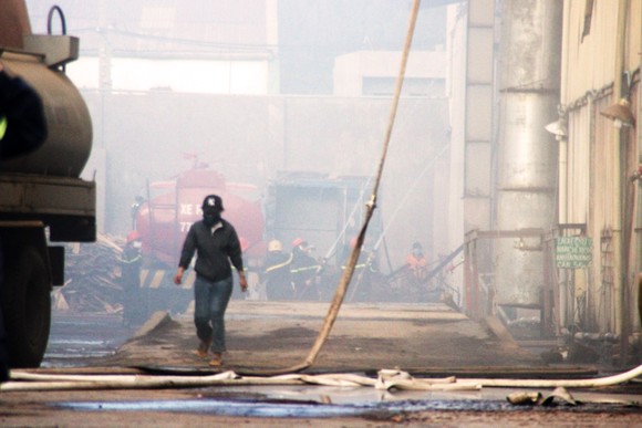 Lại xảy ra cháy tại khu công nghiệp Phú Tài, Bình Định ảnh 12