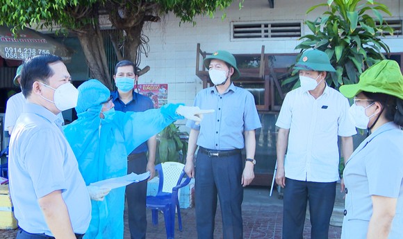 Khởi tố vụ án làm lây lan dịch Covid-19 ở Bình Định ảnh 2