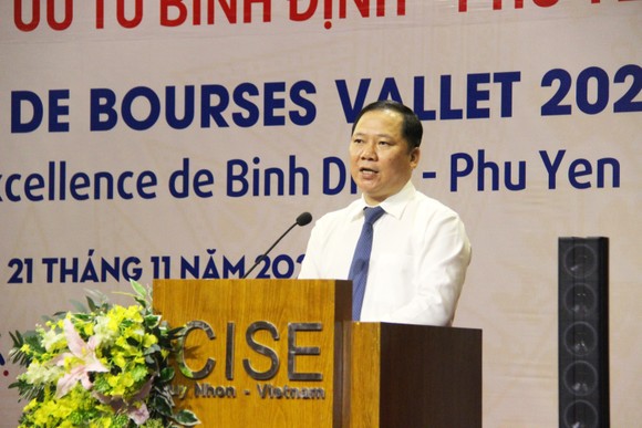 Học bổng Vallet trao gần 1,3 tỷ đồng cho học sinh, sinh viên ưu tú ở Bình Định, Phú Yên ảnh 4