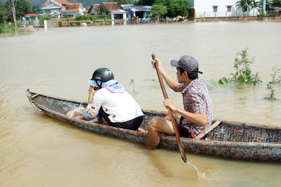 Mưa lũ gây thiệt hại nặng nề ở Bình Định, Phú Yên ảnh 12