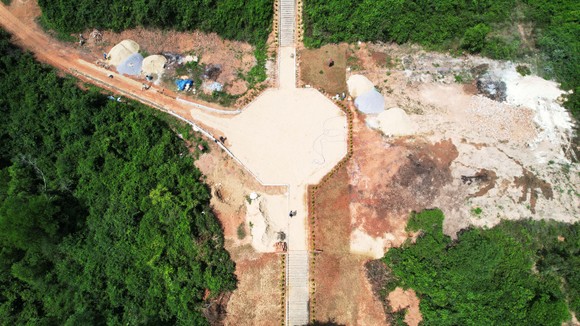 Cục Di sản văn hóa đề nghị Bình Định có phương án bảo vệ di tích tháp Bánh Ít ảnh 2