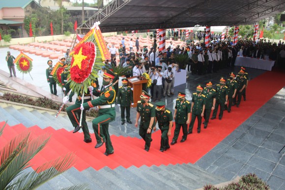 Bình Định tổ chức truy điệu 60 liệt sĩ hy sinh trong trận tập kích đồi Xuân Sơn ảnh 2