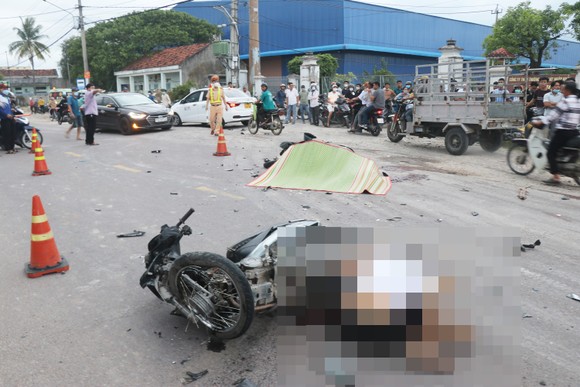 Xe máy tông nhau, 2 người tử vong tại chỗ, 2 người bị thương ảnh 1