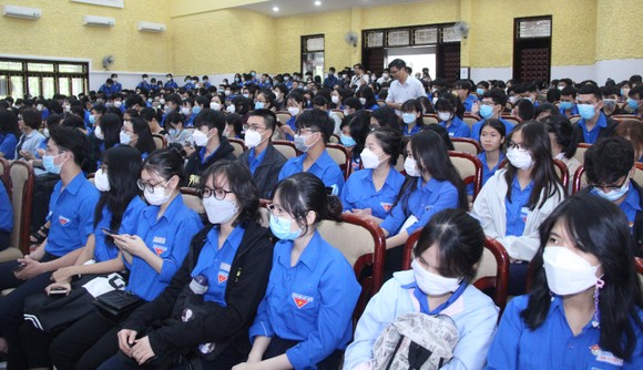 Giáo sư Nobel Vật lý 2016 'gợi ý' giới trẻ Việt Nam cách đoạt giải Nobel ảnh 4