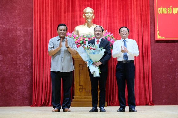 Thứ trưởng Bộ TT-TT được giới thiệu làm Chủ tịch UBND tỉnh Bình Định ảnh 2