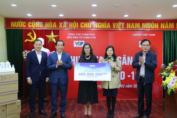 Amway Việt Nam chung tay cùng cộng đồng trong nỗ lực phòng chống dịch Covid-19  ảnh 2