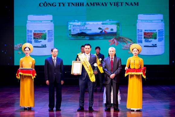 Amway Việt Nam lần thứ 10 nhận giải thưởng: Sản phẩm vàng vì sức khỏe cộng đồng