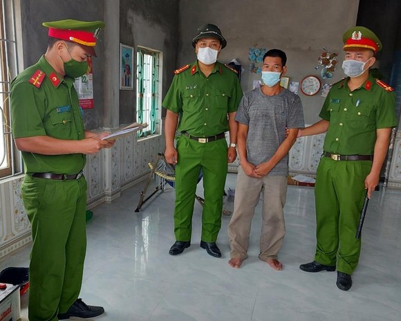 Cơ quan công an bắt đối tượng Nguyễn Quang Trung