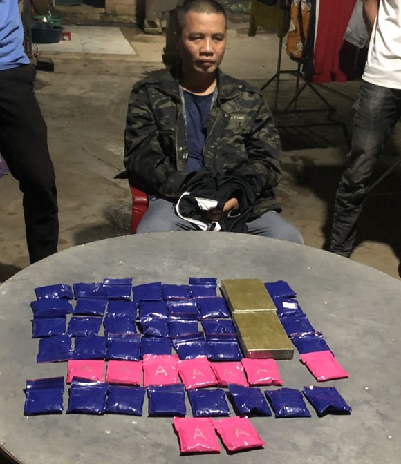 Quảng Bình: Bắt 3 đối tượng tàng trữ hơn 11.000 viên ma túy tổng hợp ảnh 1